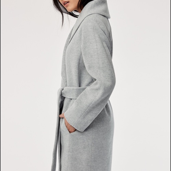 Aritzia Jackets & Blazers - Babaton Sian Coat